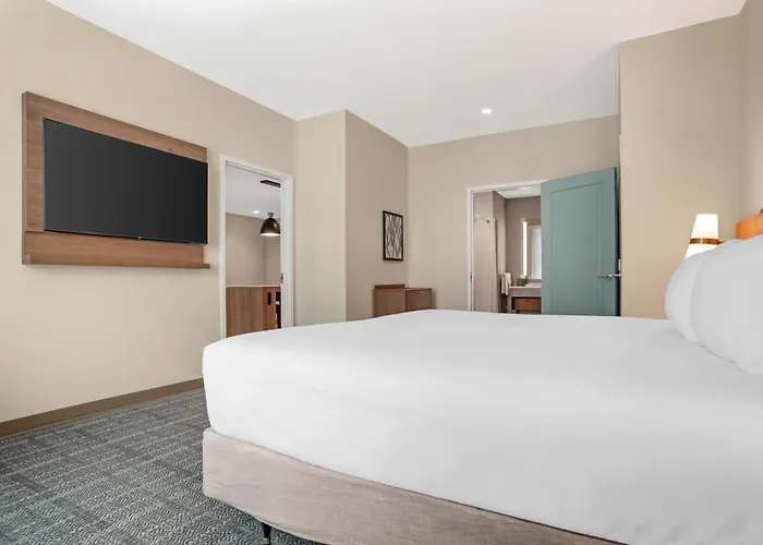 Drury Inn & Suites Destin Miramar Beach